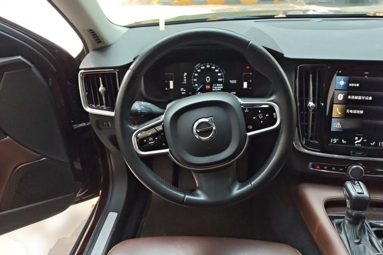 Used Volvo S90 2017 T4 Zhiyuan Edition Steering Wheel