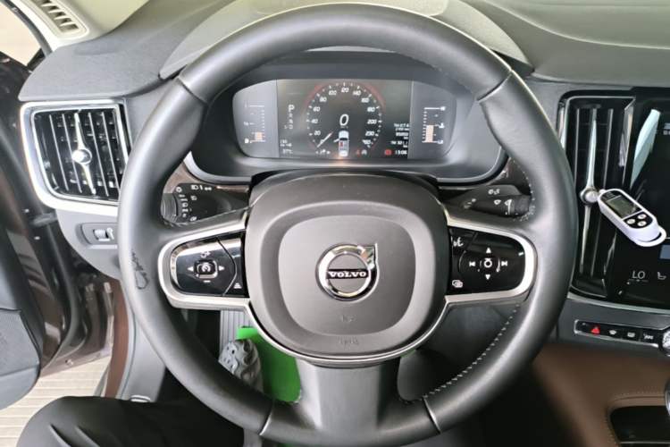 Used Volvo S90 2017 T4 Zhiyuan Edition Steering Wheel