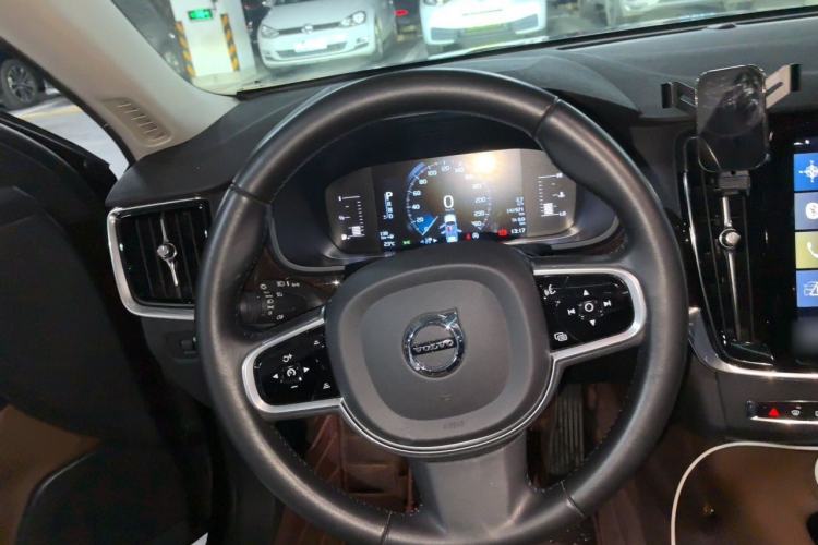 Used Volvo S90 2017 T4 Zhiyuan Edition Steering Wheel