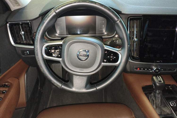Used Volvo S90 2017 T4 Zhiyuan Edition Steering Wheel