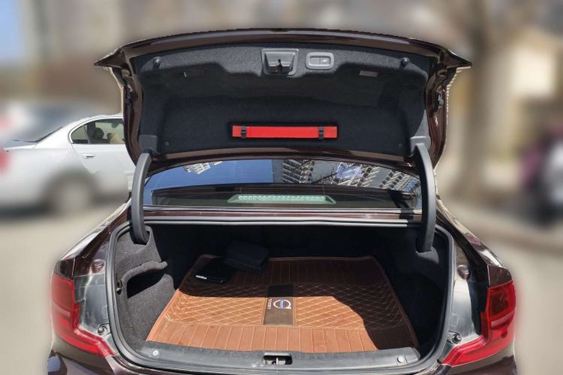Used Volvo S90 2017 T5 Zhiyuan Edition Trunk