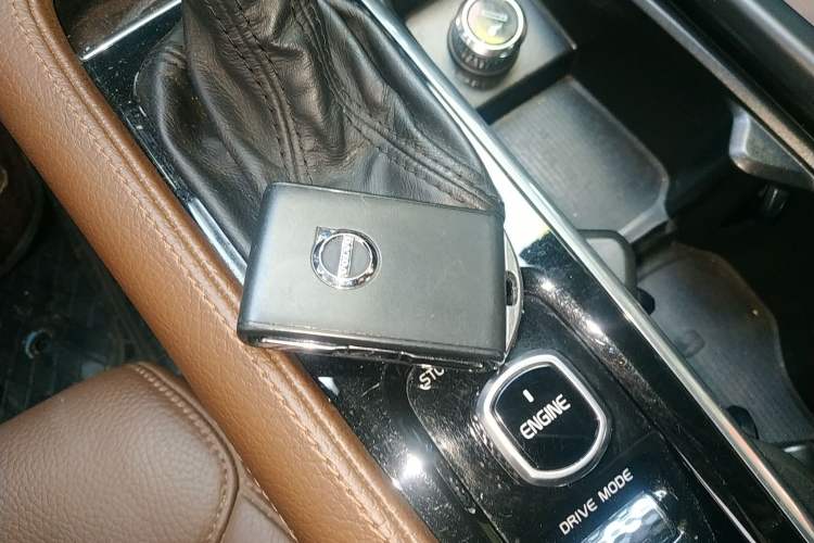 Used Volvo S90 2017 T4 Zhiyuan Edition Vehicle Key