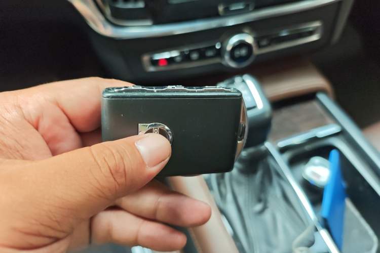 Used Volvo S90 2017 T4 Zhiyuan Edition Vehicle Key