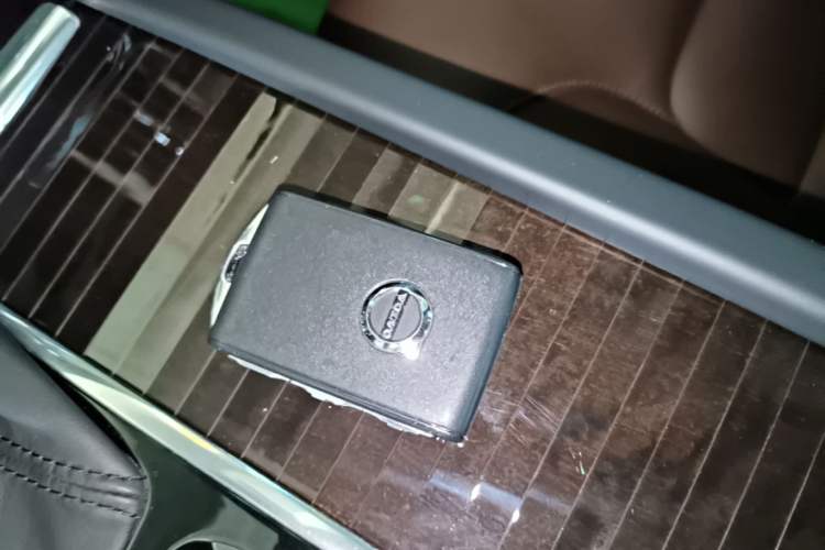 Used Volvo S90 2017 T4 Zhiyuan Edition Vehicle Key