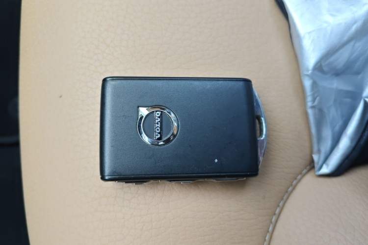 Used Volvo S90 2017 T4 Zhiyuan Edition Vehicle Key