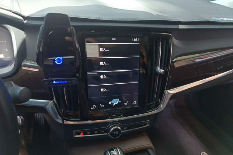 Used Volvo S90 2017 T4 Zhiyuan Edition Audio And AC Panel