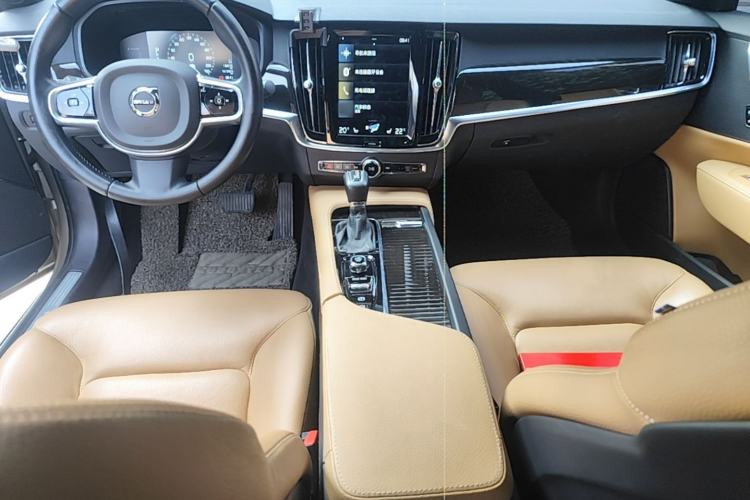 Used Volvo S90 2017 T4 Zhiyuan Edition Center Console