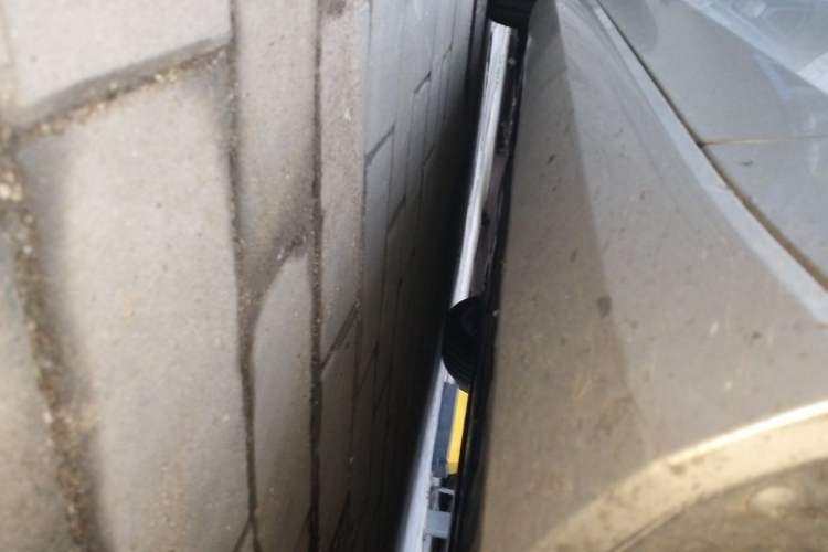 Used Volvo S90 2017 T5 Zhiyuan Edition Chassis Front Right