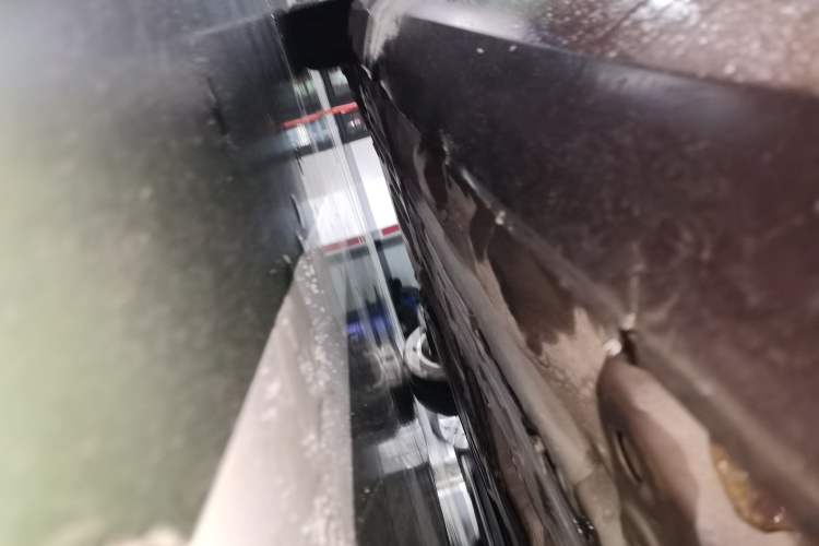 Used Volvo S90 2017 T4 Zhiyuan Edition Chassis Front Right