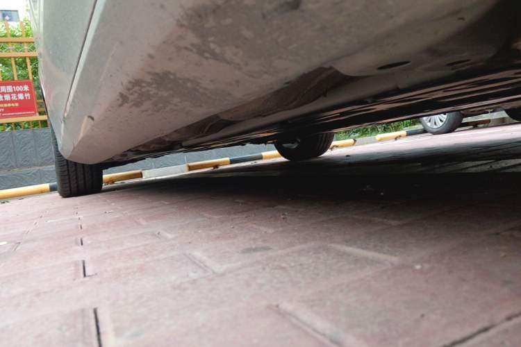 Used Volvo S90 2017 T4 Zhiyuan Edition Chassis Front Right