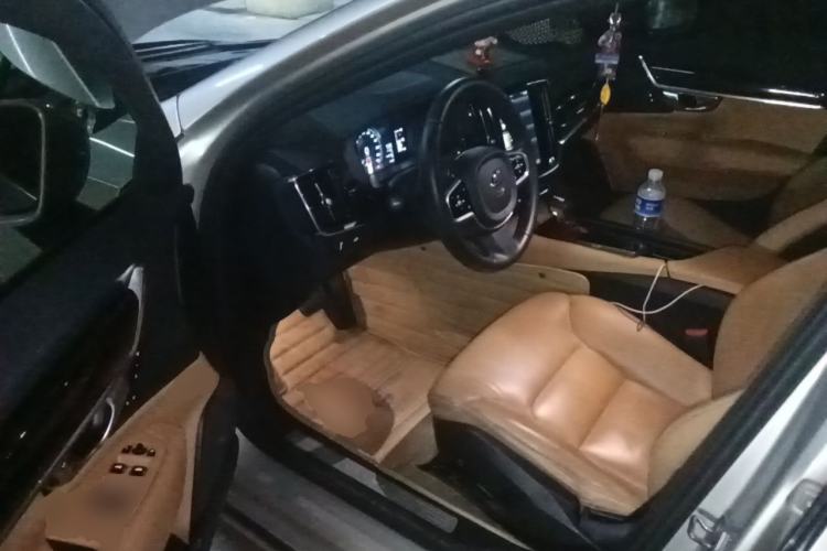 Used Volvo S90 2017 T4 Zhiyuan Edition Driver Seat