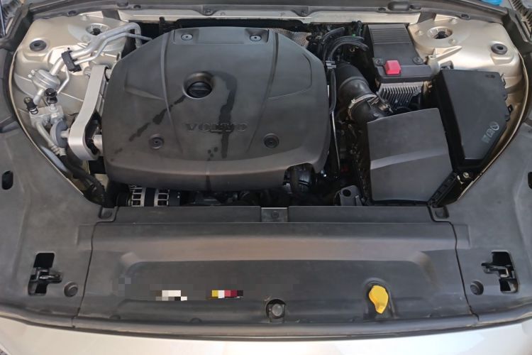 Used Volvo S90 2017 T4 Zhiyuan Edition Engine Bay