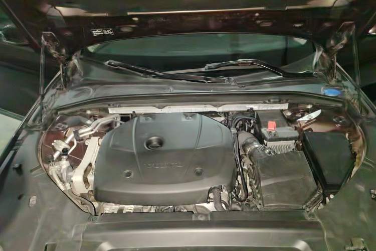 Used Volvo S90 2017 T5 Smart Luxury Edition Engine Bay