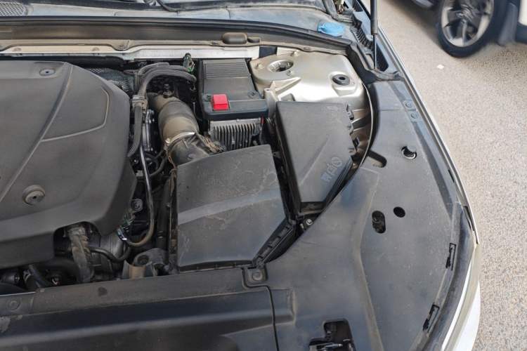 Used Volvo S90 2017 T4 Zhiyuan Edition Engine Bay Left