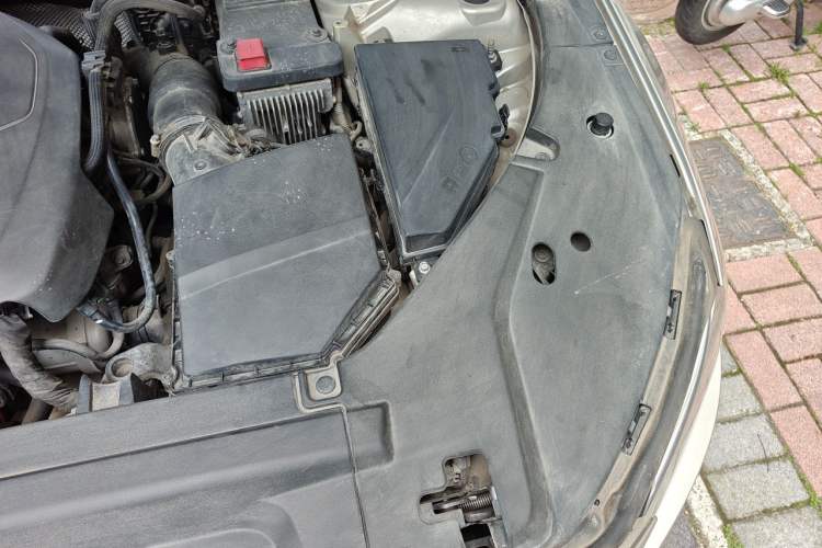 Used Volvo S90 2017 T4 Zhiyuan Edition Engine Bay Left