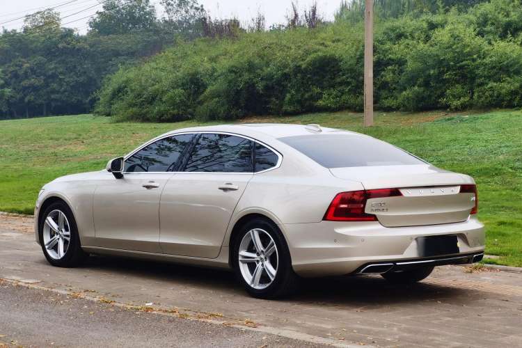 Used Volvo S90 2017 T4 Zhiyuan Edition Exterior 3