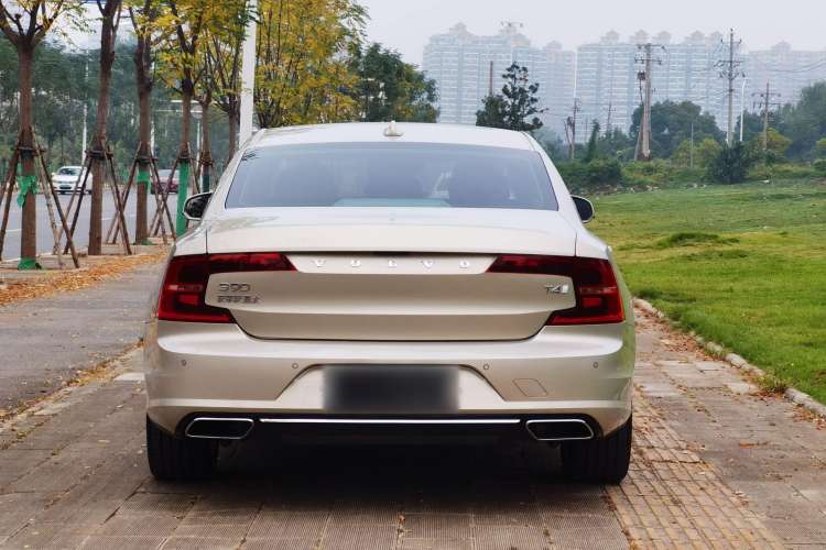 Used Volvo S90 2017 T4 Zhiyuan Edition Exterior 4
