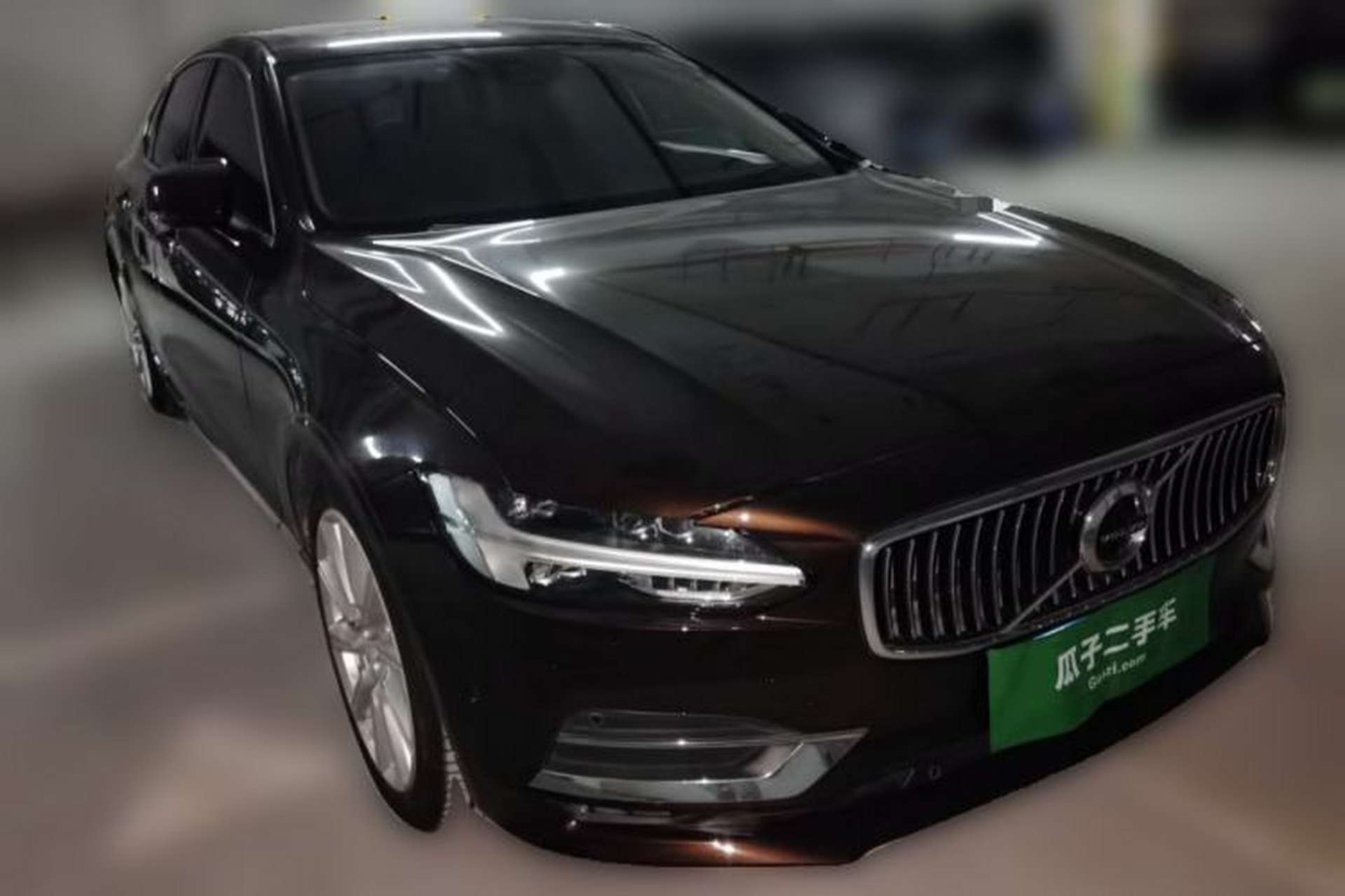 Used Volvo S90 2017 T5 Smart Luxury Edition Front Right 45 Deg
