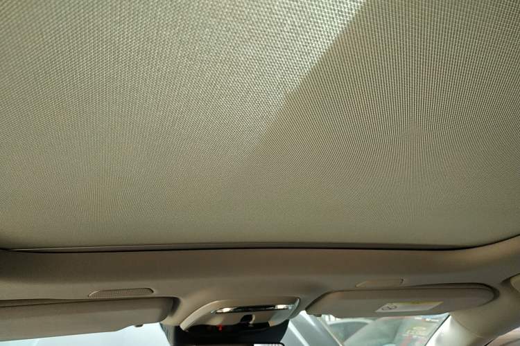 Used Volvo S90 2017 T5 Smart Luxury Edition Headliner