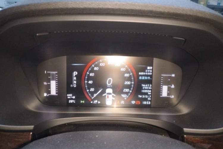 Used Volvo S90 2017 T5 Zhiyuan Edition Instrument Cluster