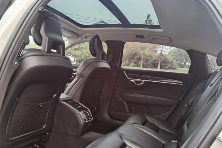 Used Volvo S90 2017 T4 Zhiyuan Edition Interior 4