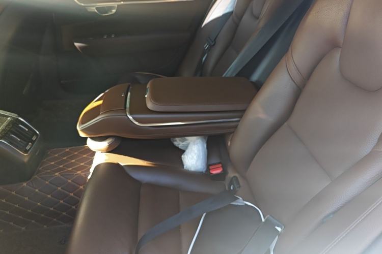 Used Volvo S90 2017 T4 Zhiyuan Edition Left Rear Seat