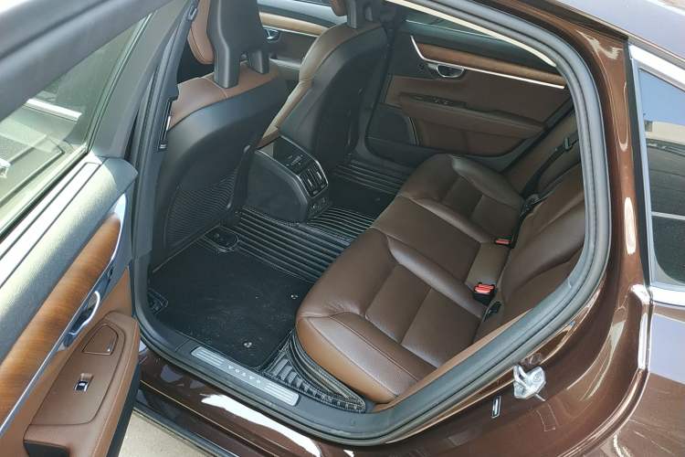 Used Volvo S90 2017 T5 Smart Luxury Edition Left Rear Seat