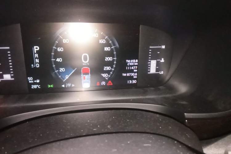Used Volvo S90 2017 T4 Zhiyuan Edition Odometer Close Up