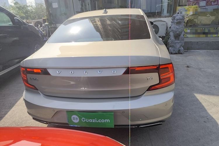 Used Volvo S90 2017 T4 Zhiyuan Edition Rear