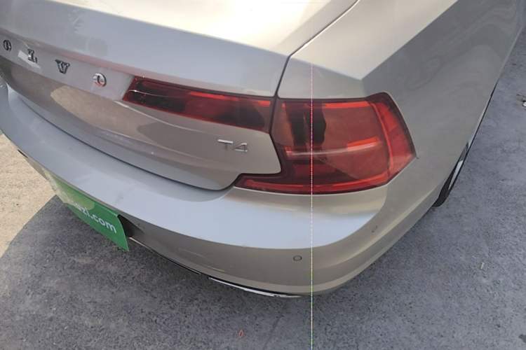 Used Volvo S90 2017 T4 Zhiyuan Edition Right Rear Taillight