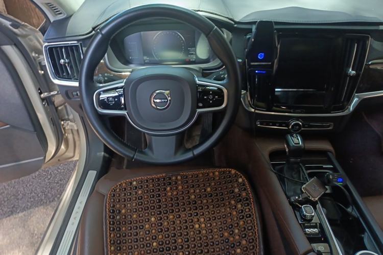 Used Volvo S90 2017 T4 Zhiyuan Edition Steering Wheel