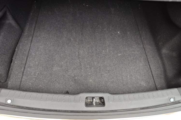 Used Volvo S90 2017 T4 Zhiyuan Edition Trunk