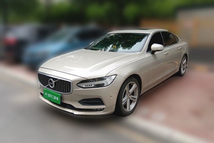 Used Volvo S90 2017 T4 Zhiyuan Edition Guazi used car, China used car export, Used car for sale, Used Volvo cars, Cheapest cars for sale