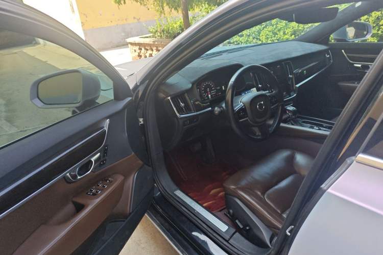 Used Volvo S90 2017 T4 Zhiyuan Edition Driver Seat
