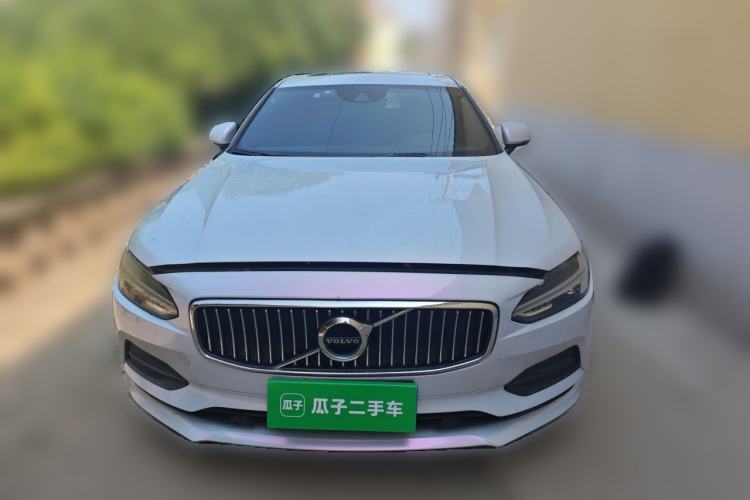 Used Volvo S90 2017 T4 Zhiyuan Edition Front