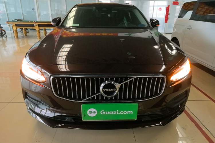 Used Volvo S90 2017 T5 Zhiyuan Edition Front