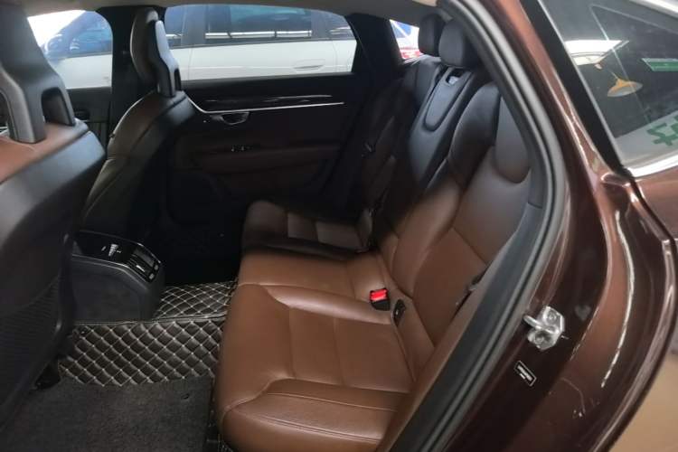 Used Volvo S90 2017 T5 Zhiyuan Edition Left Rear Seat