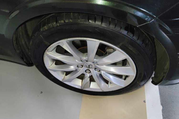 Used Volvo S90 2017 T5 Zhiyuan Edition Right Front Wheel Hub