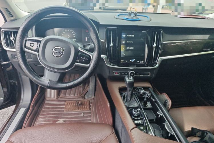 Used Volvo S90 2017 T4 Zhiyuan Edition Center Console