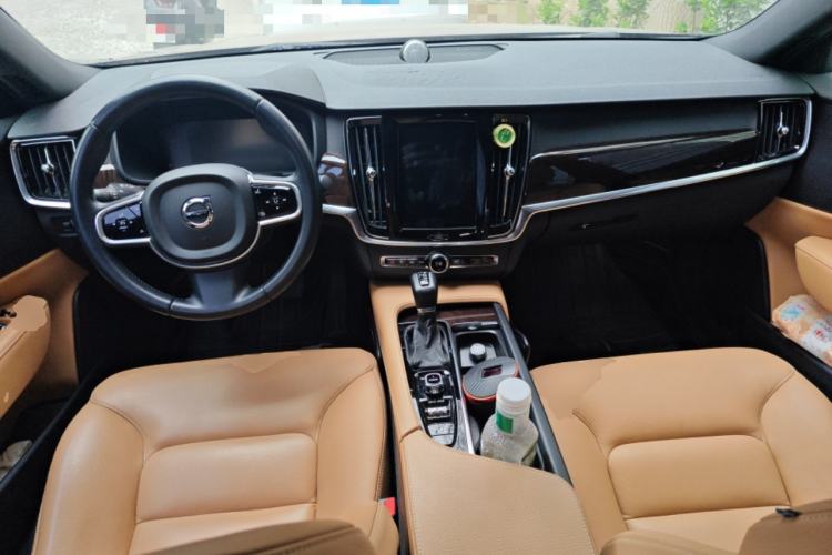 Used Volvo S90 2017 T5 Zhiyuan Edition Center Console