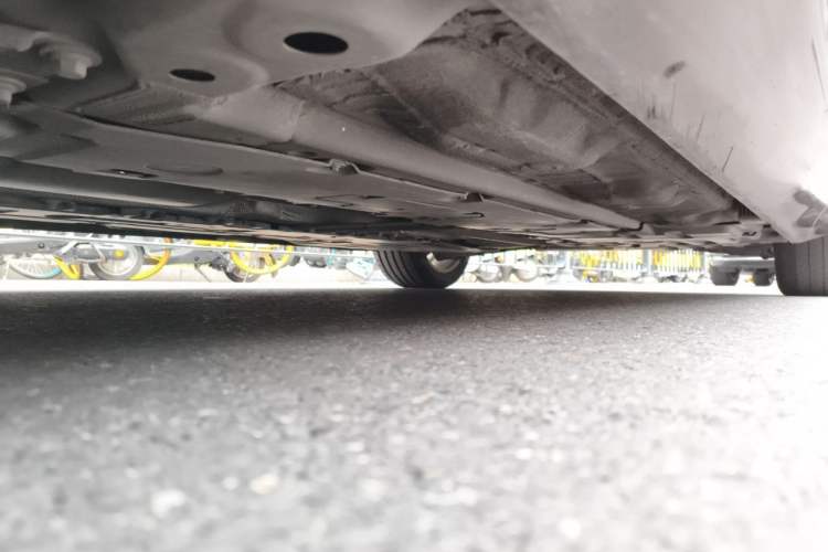 Used Volvo S90 2017 T4 Zhiyuan Edition Chassis Front Left