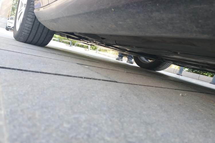 Used Volvo S90 2017 T4 Zhiyi Edition Chassis Front Left