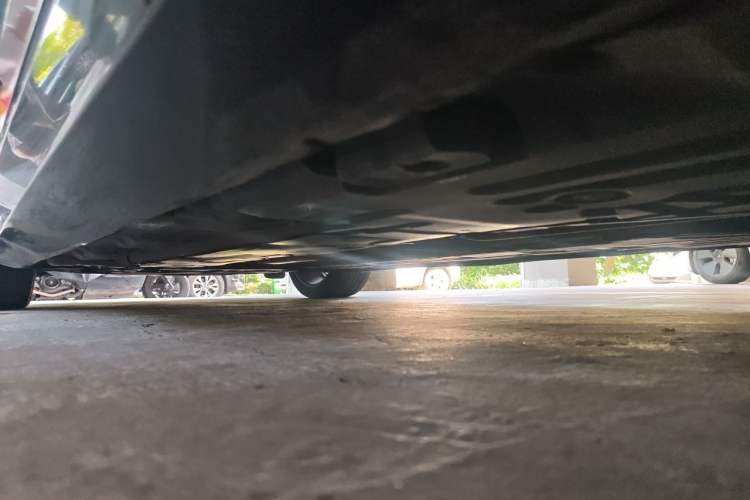 Used Volvo S90 2017 T5 Prestige Edition Chassis Rear Left