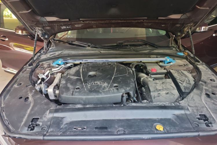 Used Volvo S90 2017 T5 Prestige Edition Engine Bay