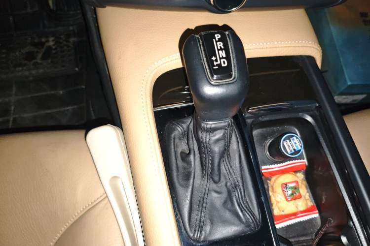 Used Volvo S90 2017 T4 Zhiyuan Edition Gear Lever