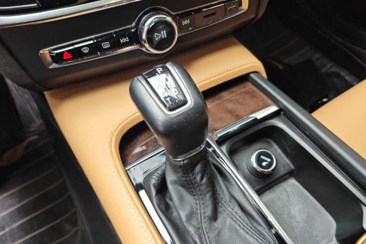 Used Volvo S90 2017 T5 Zhiyuan Edition Gear Lever