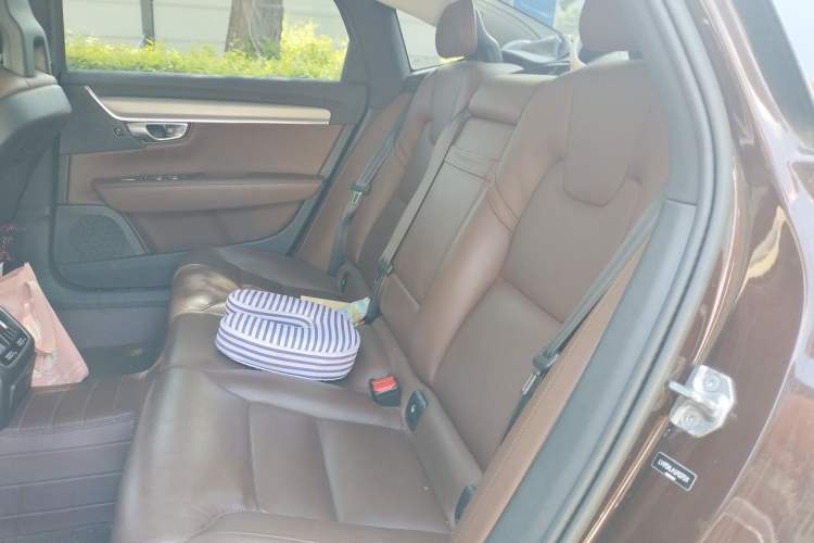 Used Volvo S90 2017 T4 Zhiyi Edition Left Rear Seat