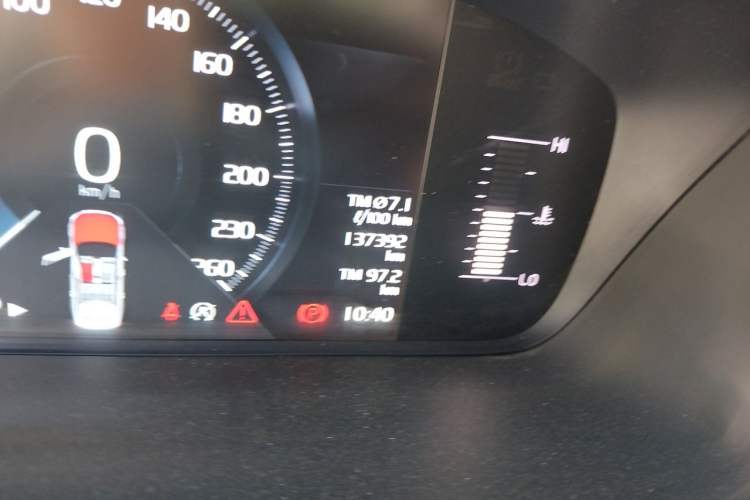 Used Volvo S90 2017 T4 Zhiyi Edition Odometer Close Up