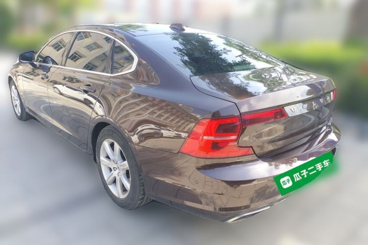 Used Volvo S90 2017 T4 Zhiyi Edition Rear Left 45 Deg