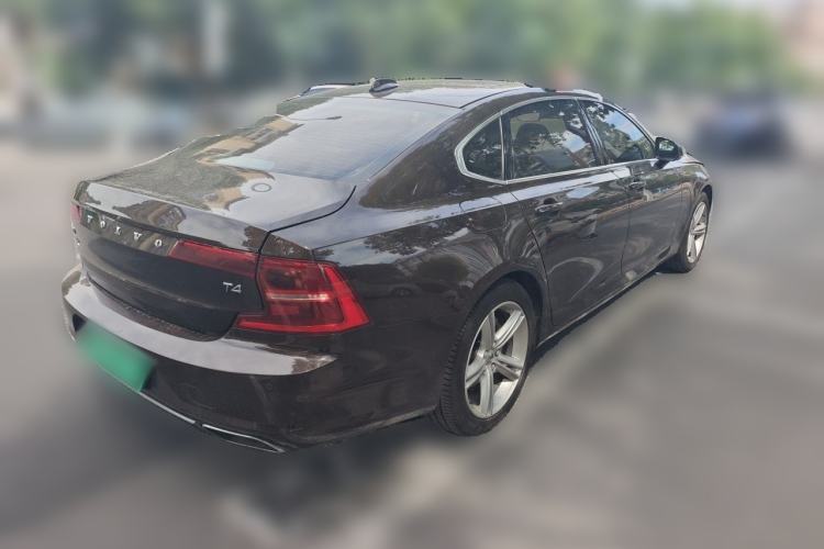 Used Volvo S90 2017 T4 Zhiyuan Edition Rear Right 45 Deg